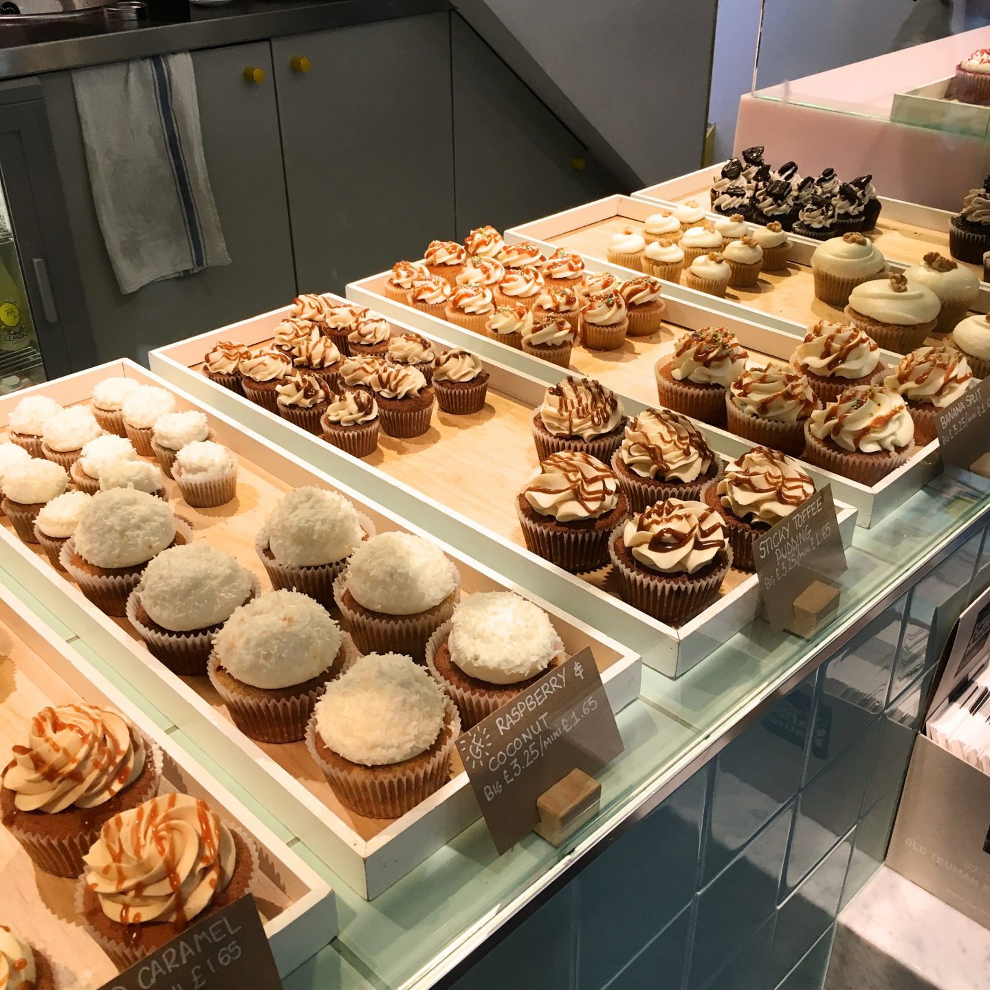 A spot of Heaven in Soho: Crumbs and Doilies