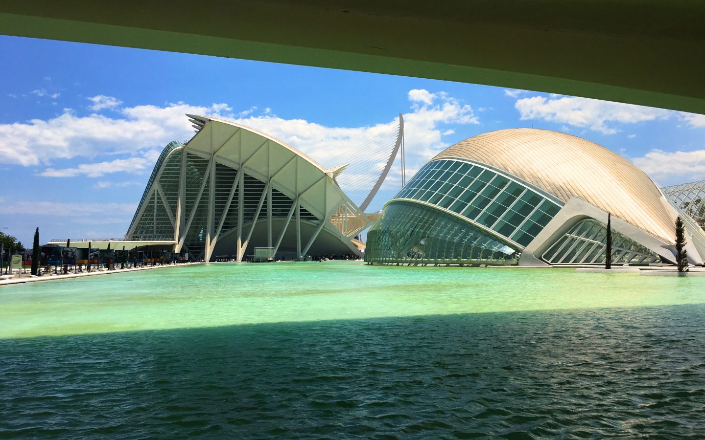 Valencia: the Best of Both Worlds